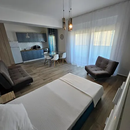 Surf Paradise Apartment